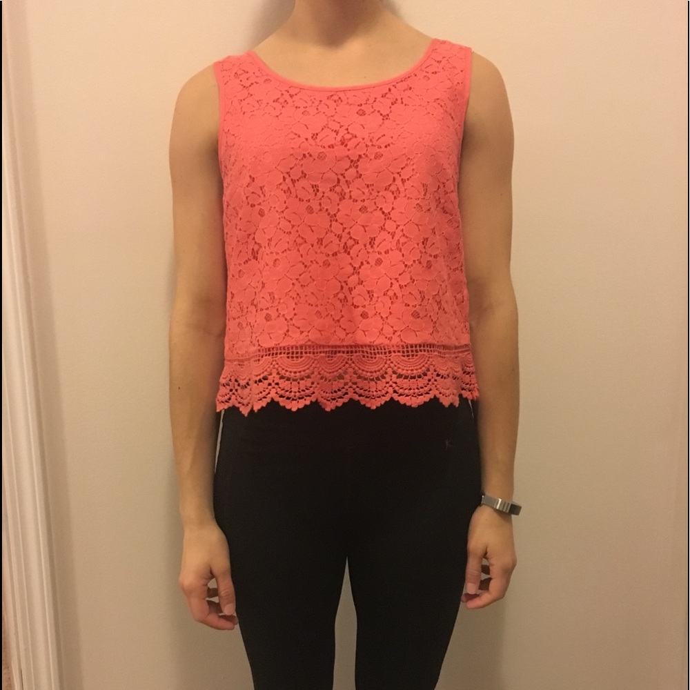 Forever 21 tank